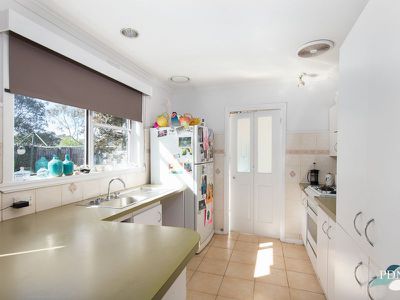 4 Thompson Court, Werribee