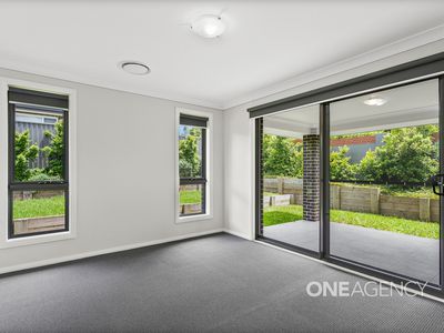 25 Bottlebrush Drive, Calderwood