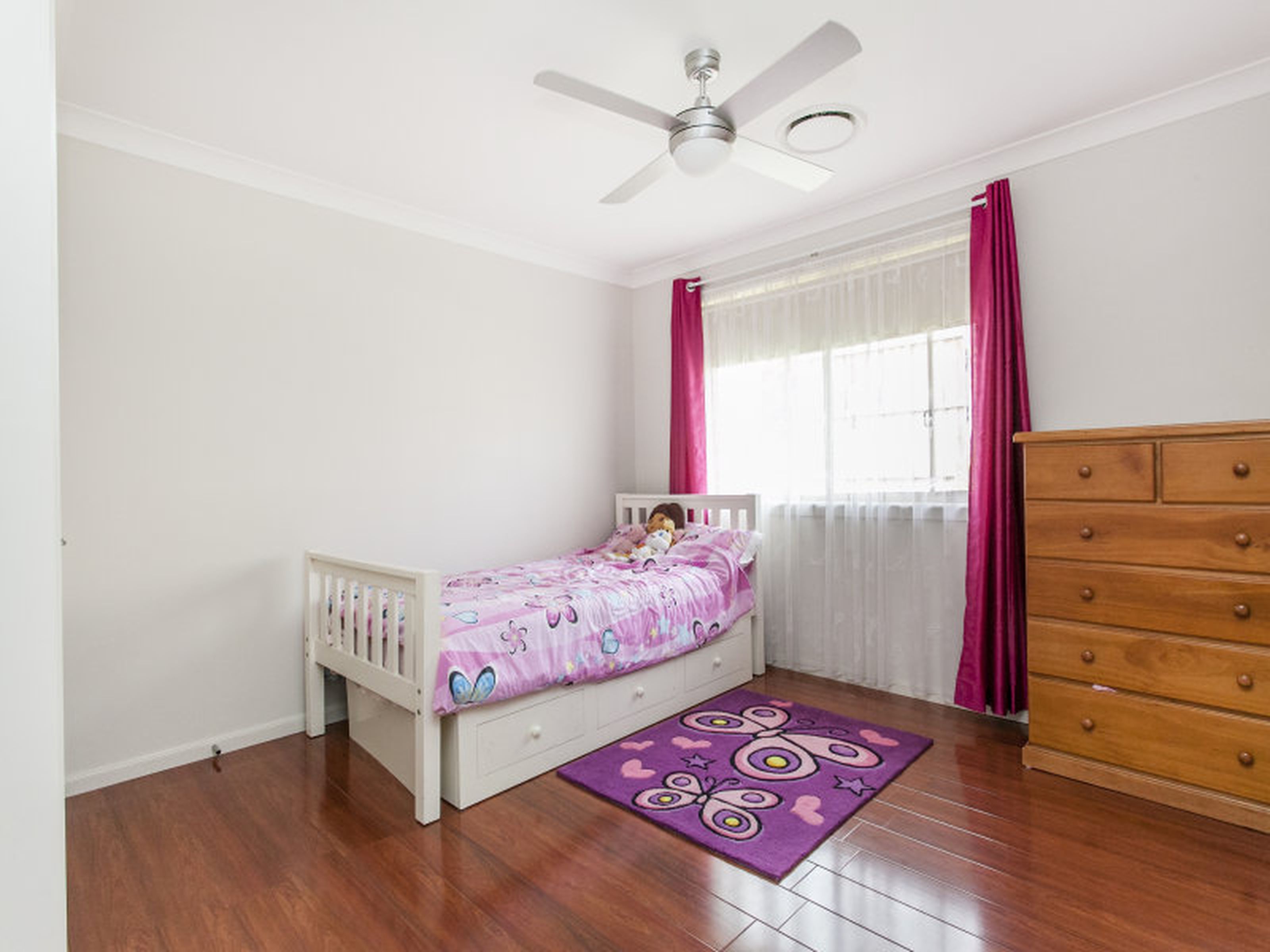 36 Central Park Drive, CLAREMONT MEADOWS