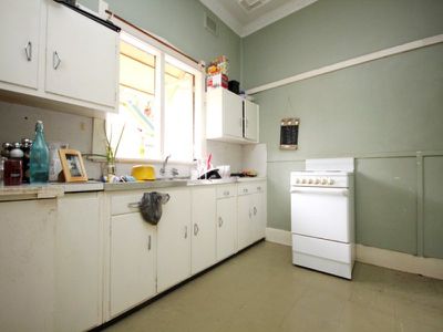 52 Fourth Avenue, Eastwood