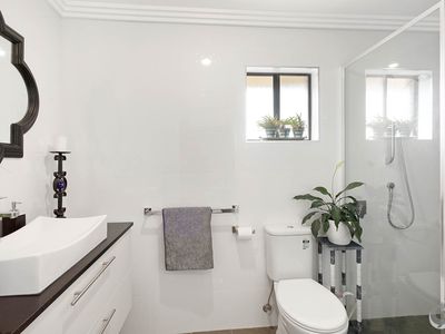 48 Mummaga Lake Drive, Dalmeny