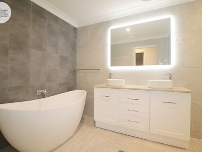 3 / 28 Falconer Street, West Ryde