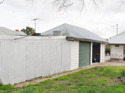 820 Elmore Street, North Albury