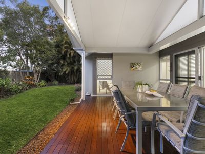 14 Barrington Crescent, Wakerley