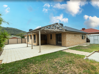 30 Pannamena Crescent, Jerrabomberra