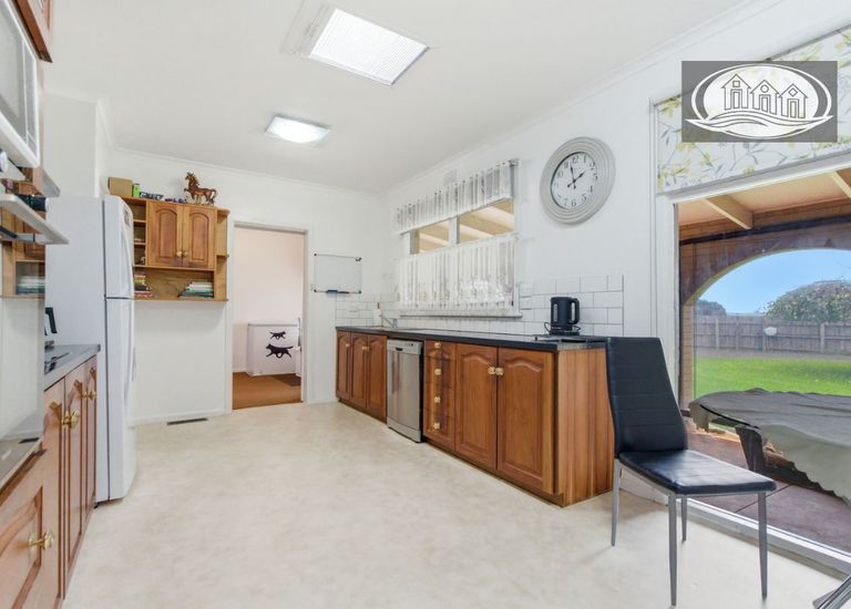 484 Bridgewater Road, Portland