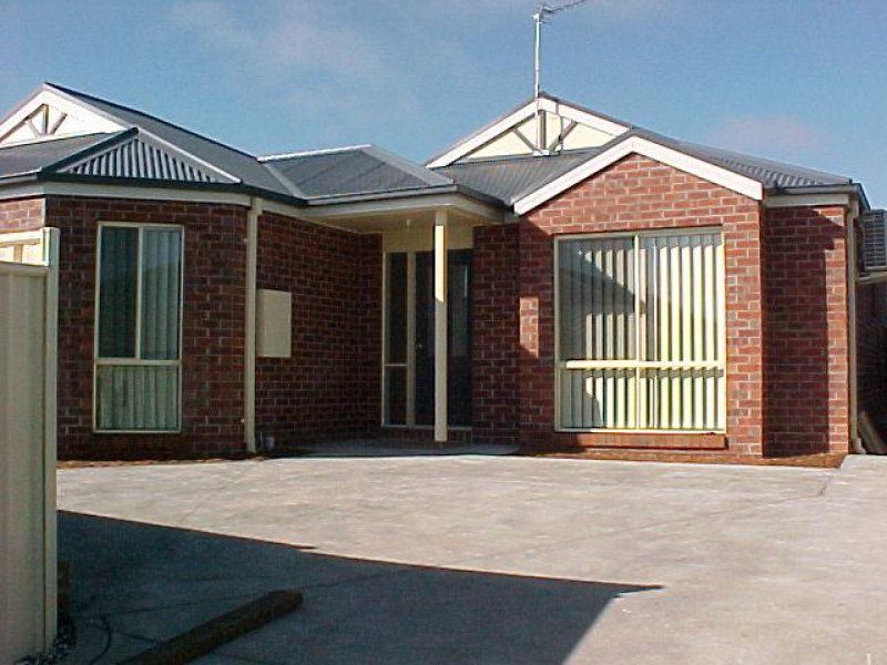 14B Cambridge Drive, Mansfield