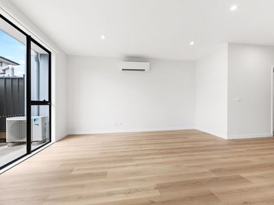 5 Dobright street, Truganina