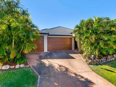 32 Mapleton Circuit, Varsity Lakes