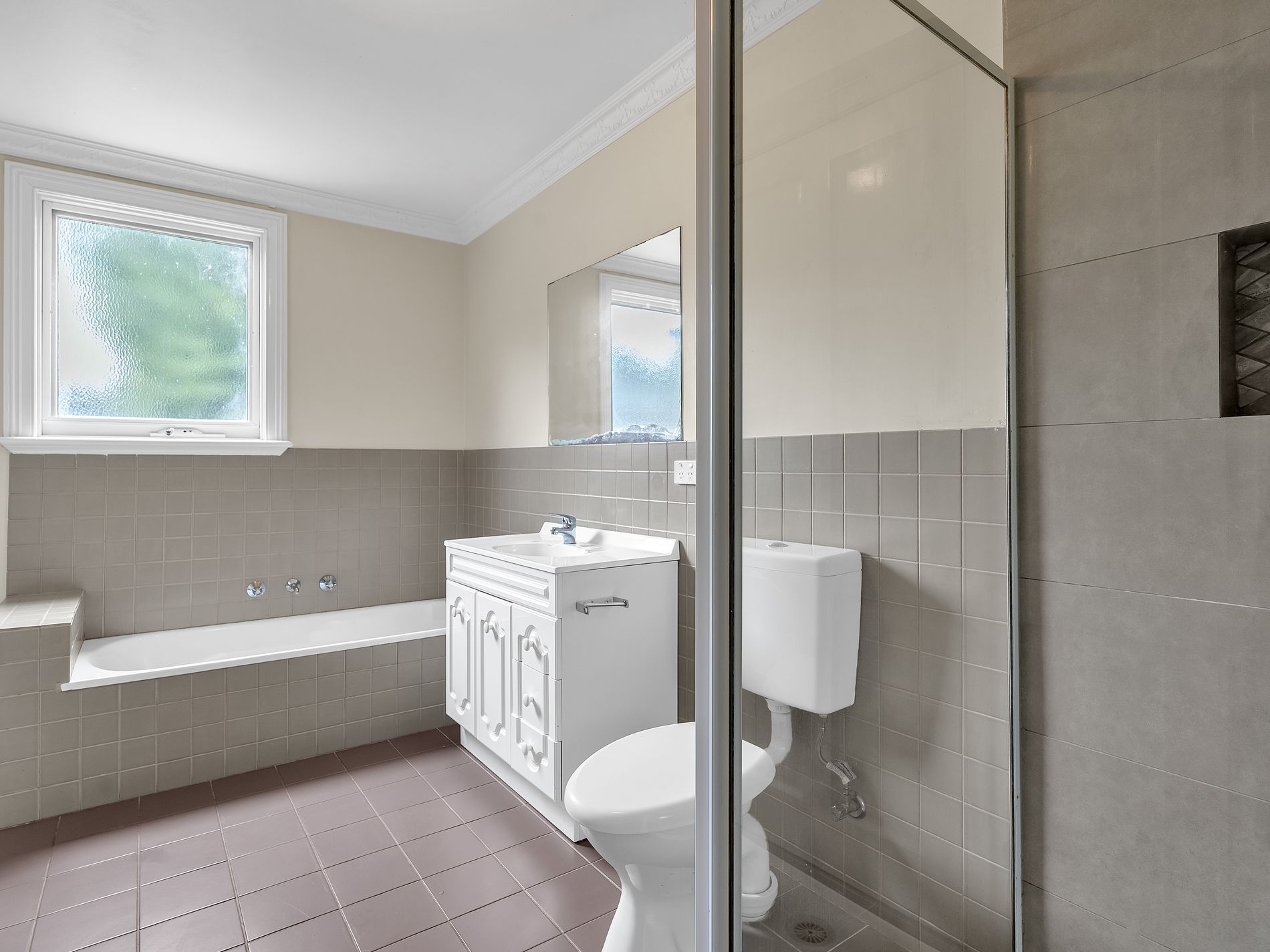 135 Douglas Parade, Williamstown
