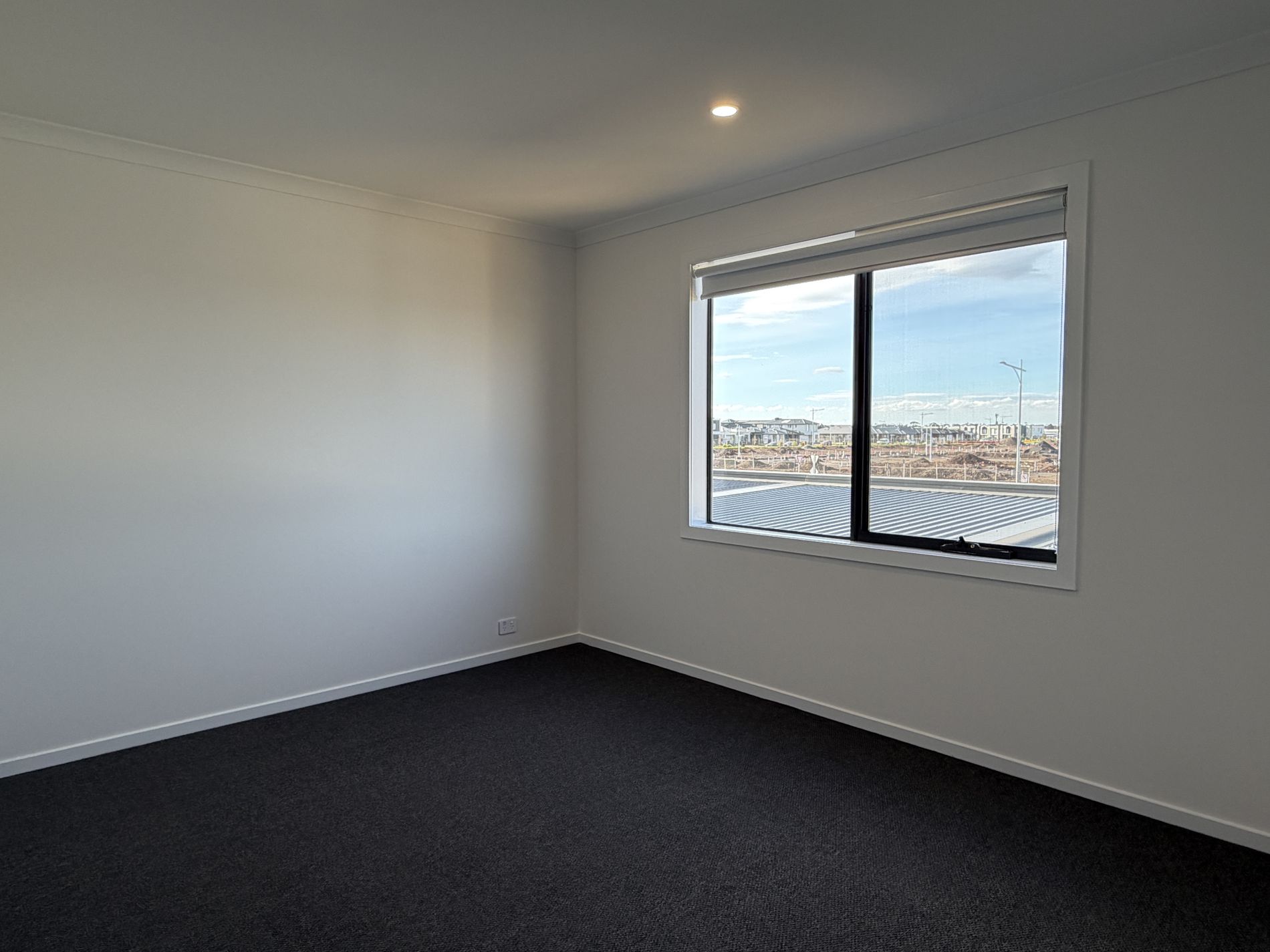 52 Timetable Street, Mambourin