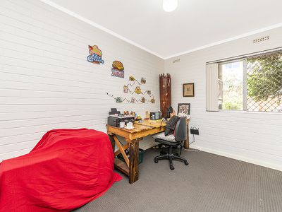 2 / 24 Baldwin Street, Como
