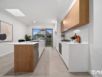 1-11 / 37 John Street, St Marys
