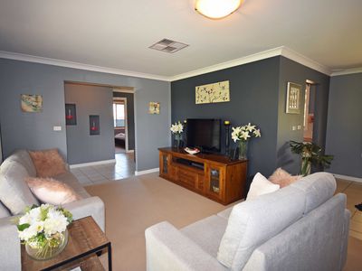 449 Wheelers Lane, Dubbo