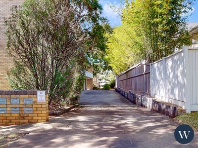 3 / 6 Garnet Street, Clayfield