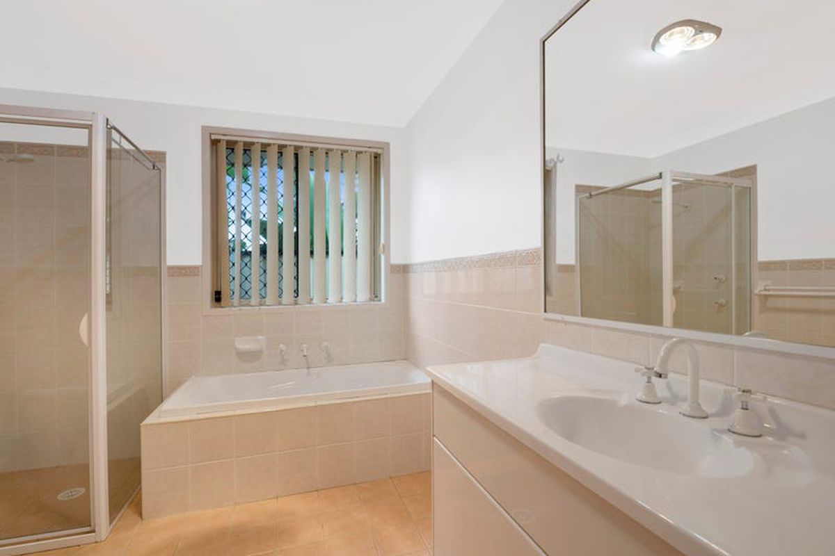 2 Abbey Close, Watanobbi