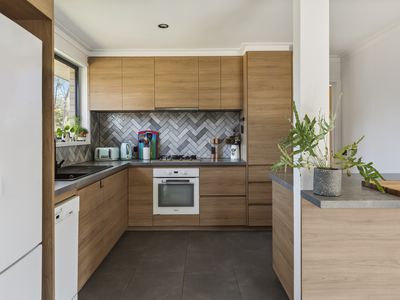 10 BARTLETT STREET, Tatura