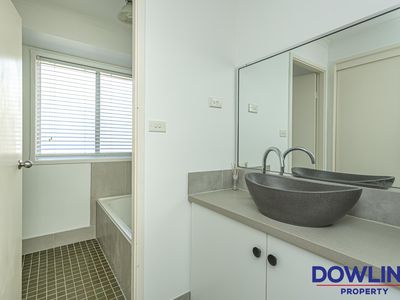 32 Brush Box Avenue, Medowie