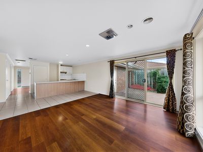 18 / 4 Paydon Way, Hampton Park