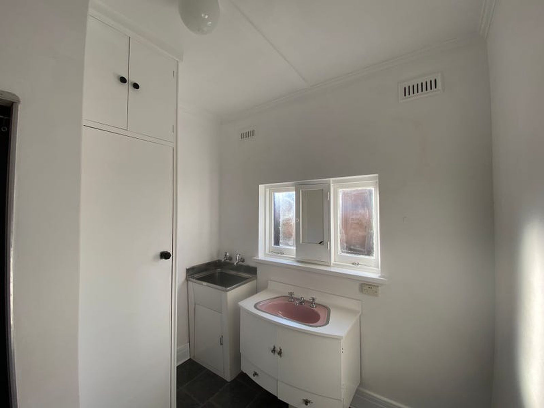 3 Read Street, Newtown