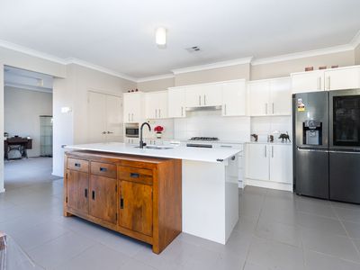 2 Keeffe Place, Bungendore