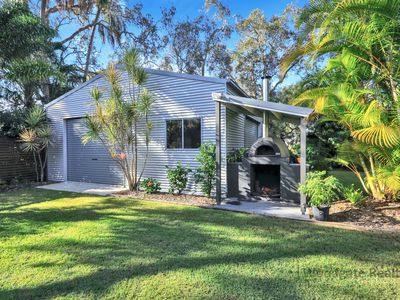 10 PAPERBARK COURT, Woodgate