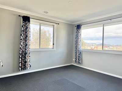 2 Semolina Street, Manor Lakes