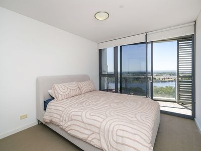1806 / 96 Bow River Crescent, Burswood