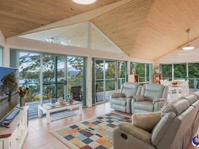 29 Hillcrest Avenue, North Narooma