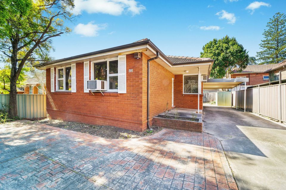 86 Shaftesbury Road, Burwood