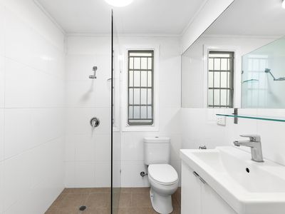 58 Gladstone Street, Indooroopilly