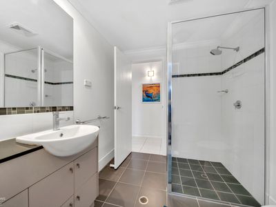 8 / 172 McLeod Street, Cairns North