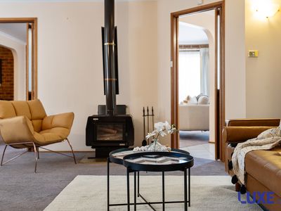 16 Gratton Place , Isaacs