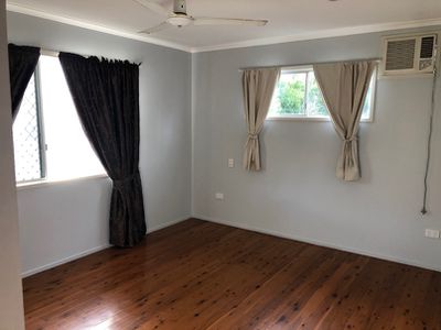 1 Emerson Ct, South Gladstone