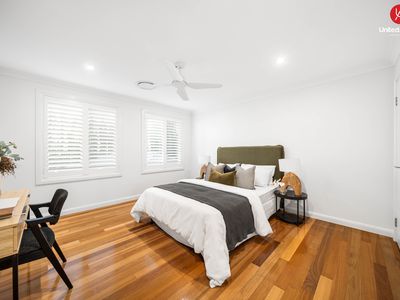 6 Battenberg Close, Cecil Hills