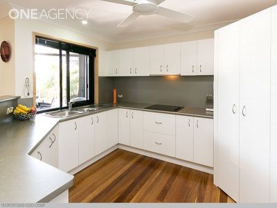 4 Chantilly St, Urangan