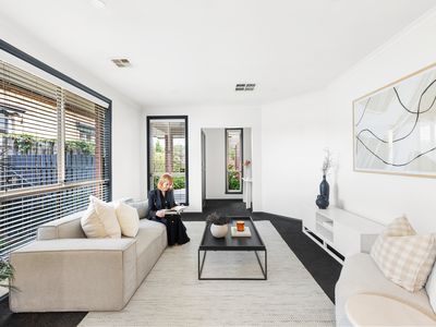 2 / 85 Kernot Street, South Kingsville