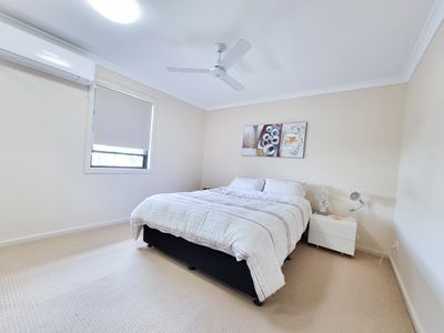 23 / 1 Michel Place, Telina