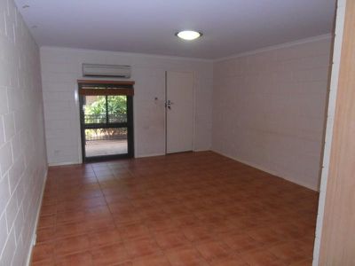 10 / 4 Woodman Street, Port Hedland