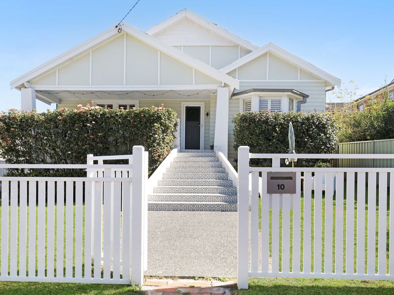10 Gilmore Street, West Wollongong