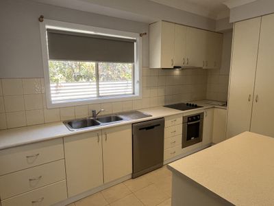 4 / 2A Luth Street, Sebastopol