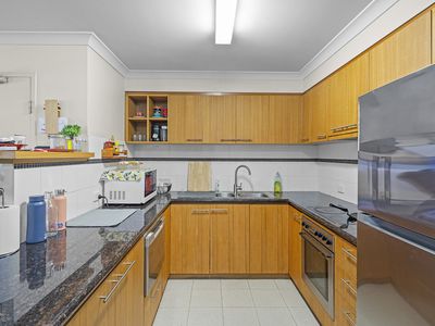 6 / 116 Mounts Bay Road, Perth