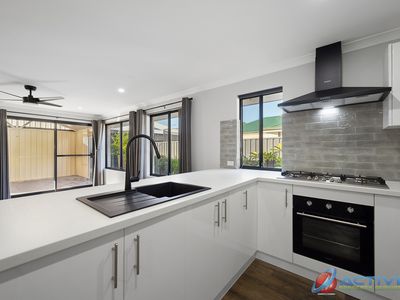 10 Beckingham Parkway, Baldivis