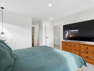 52 Sugargum Rise, Kiara