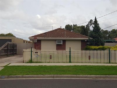 19 Leighton Crescent, Deer Park