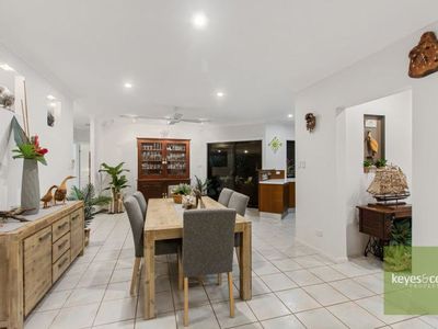 22 White Beech Court, Douglas
