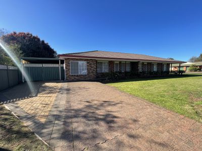 8A Murrayfield Drive, Dubbo