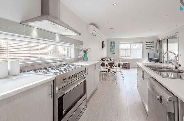 1 Silverwood Drive, Greenvale