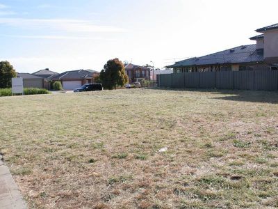 39 Woodburn Avenue, Cairnlea