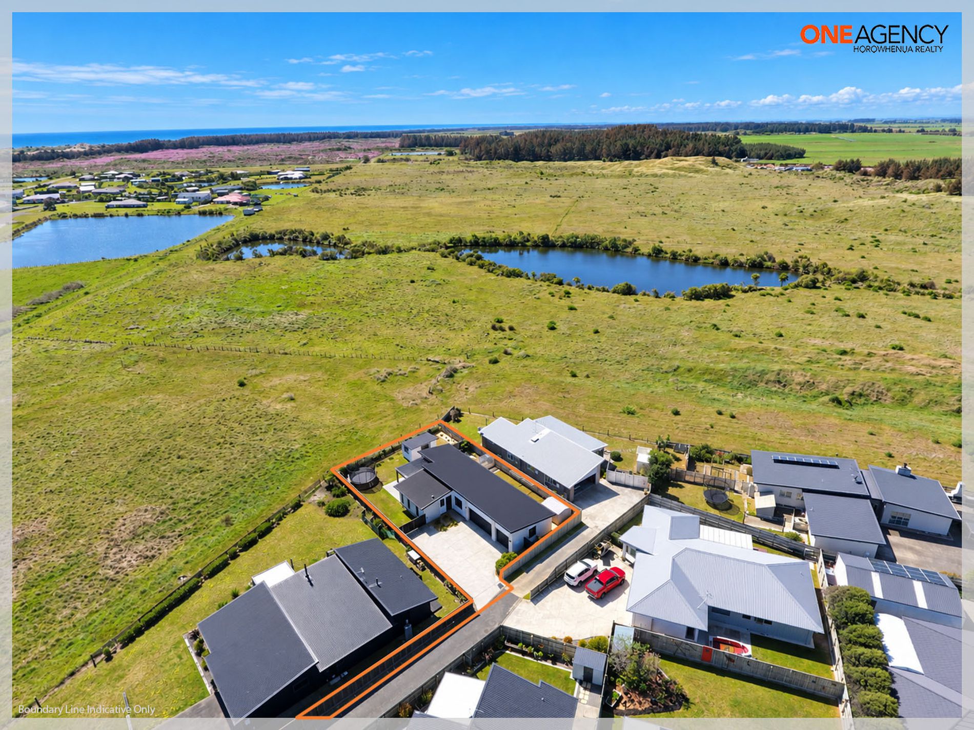 16 Story Street, Foxton Beach